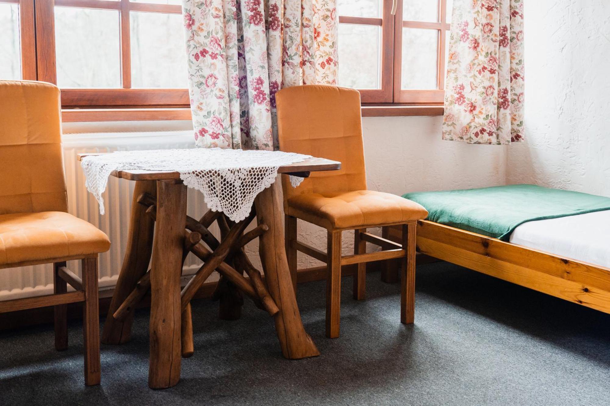 Bed and Breakfast Karczma Zacisze Крутынь Экстерьер фото